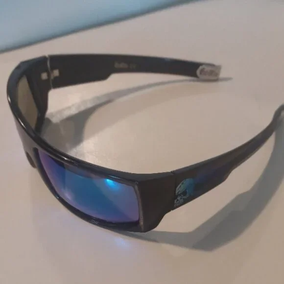 Gothic Punk Skulls Polarized Black Frame Blue Lenses Wrap around Sunglasses - Picture 2 of 6